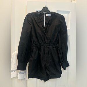Twiin Black Long Sleeve Romper